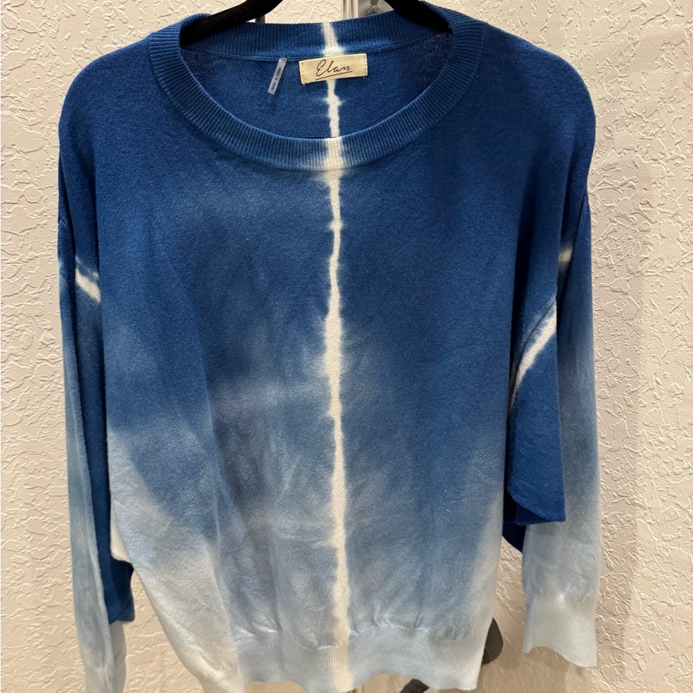 ELAN women’s Blue and White Tie-Dye Crewneck Sweater